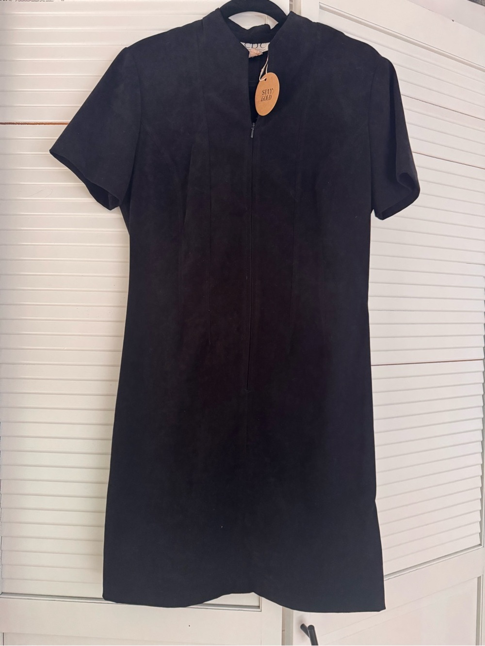 Vintage Caren Desirée Company Black Faux Suede Short-Sleeve Shift Dress 0019